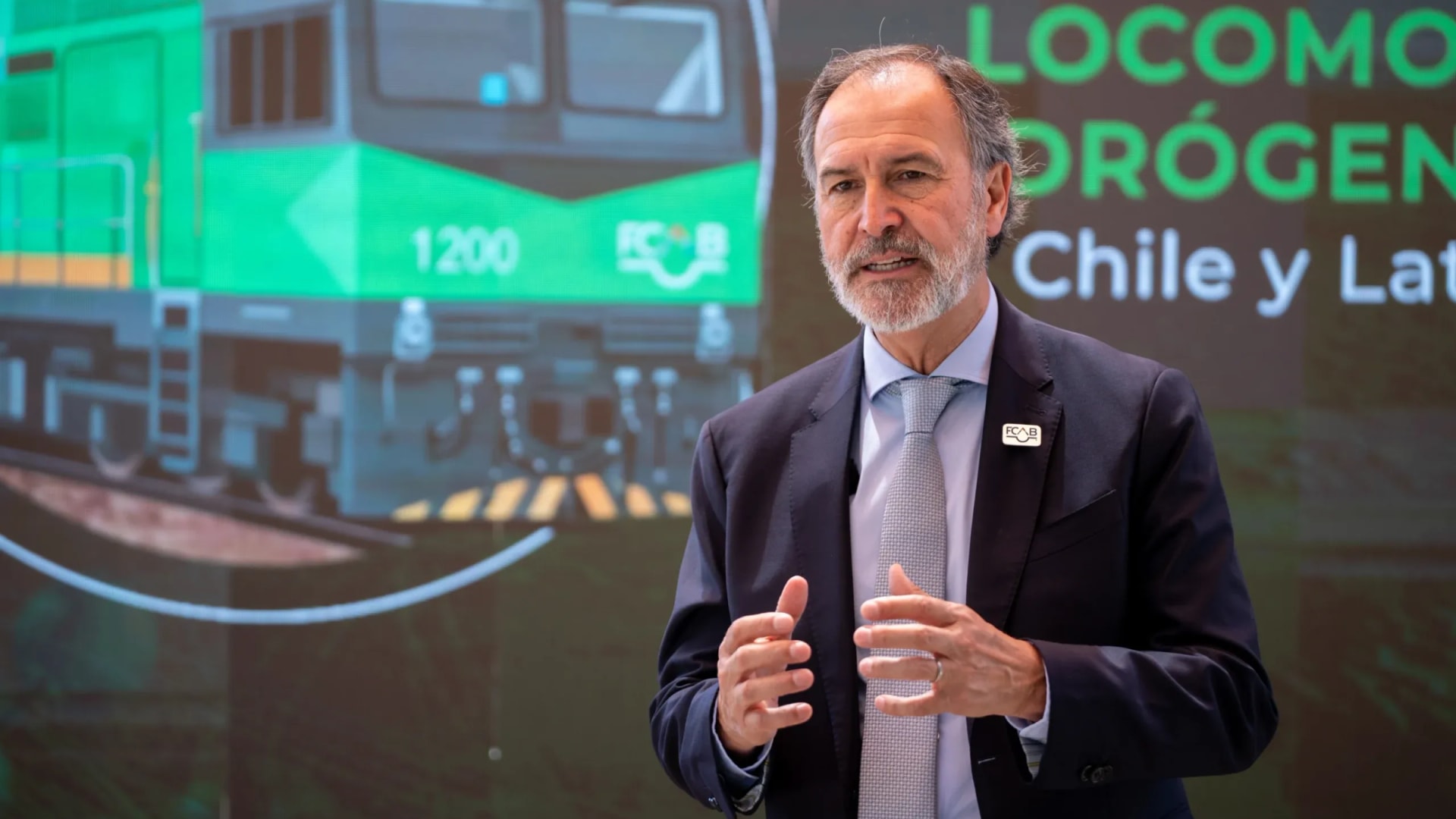 Ferrocarril de Antofagasta marca un nuevo hito:Primer viaje de locomotora a hidrógeno verde en Chile y Latinoamérica
