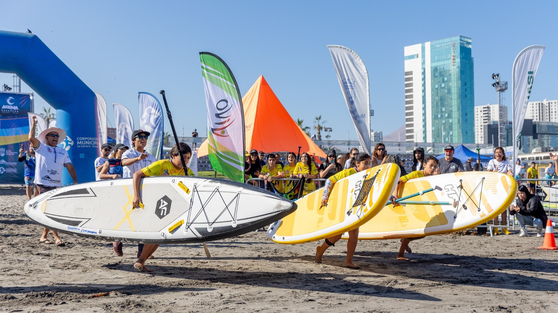 Finalizó segunda fecha del circuito nacional de stand up paddle en Arena Cavancha de Iquique
