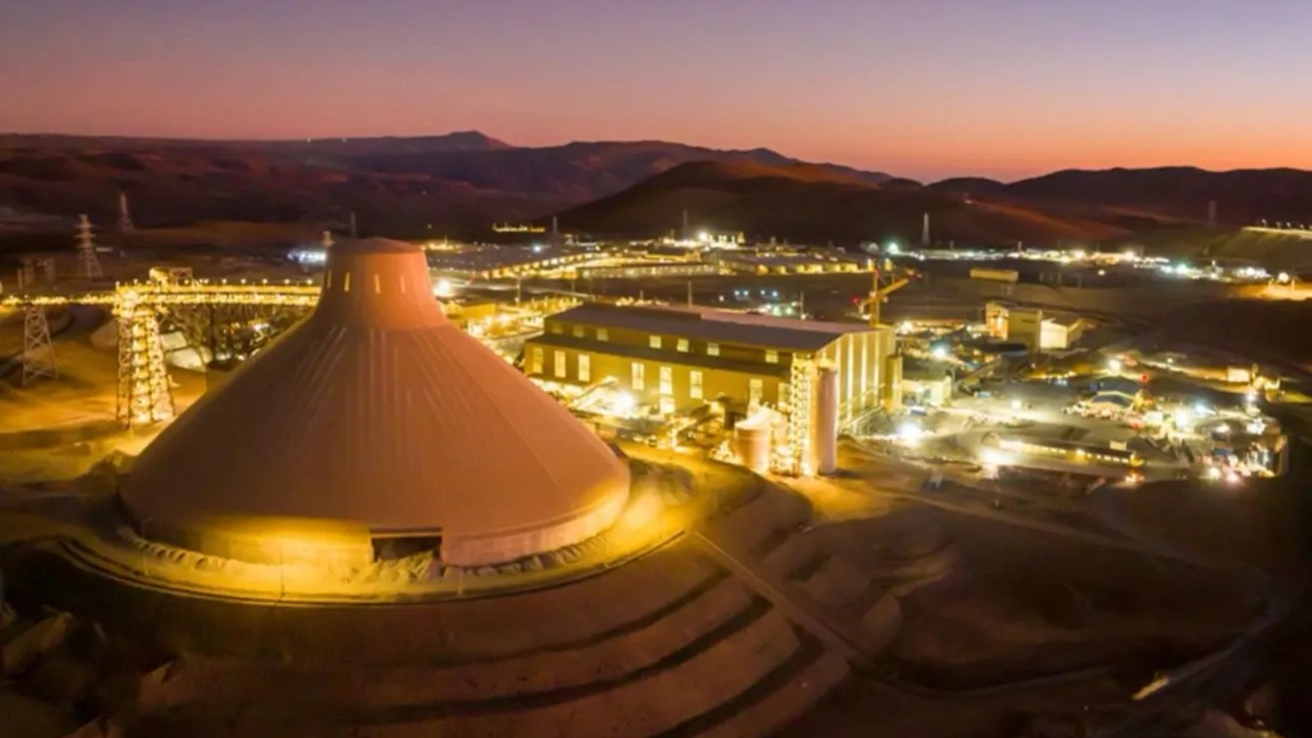 FNE desestima denuncia por presuntas conductas anticompetitivas en la venta del 10% de Quebrada Blanca a Codelco