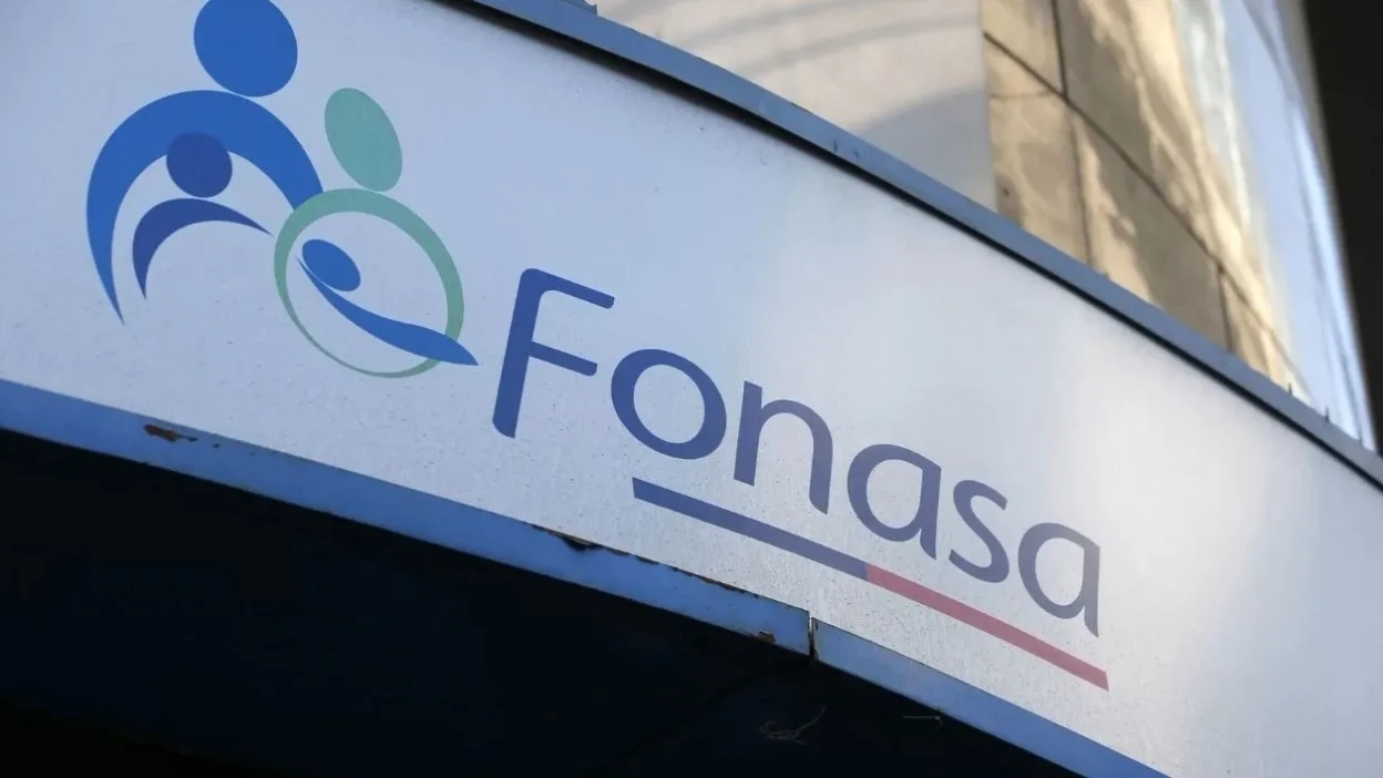 Fonasa 2026: afiliados sin cotizaciones por 12 meses pasarán al tramo A y perderán libre elección