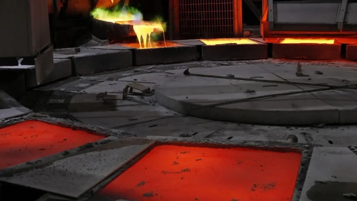 Fundiciones chinas sellan acuerdo con Antofagasta y fijan tarifas históricamente bajas para el cobre en 2026