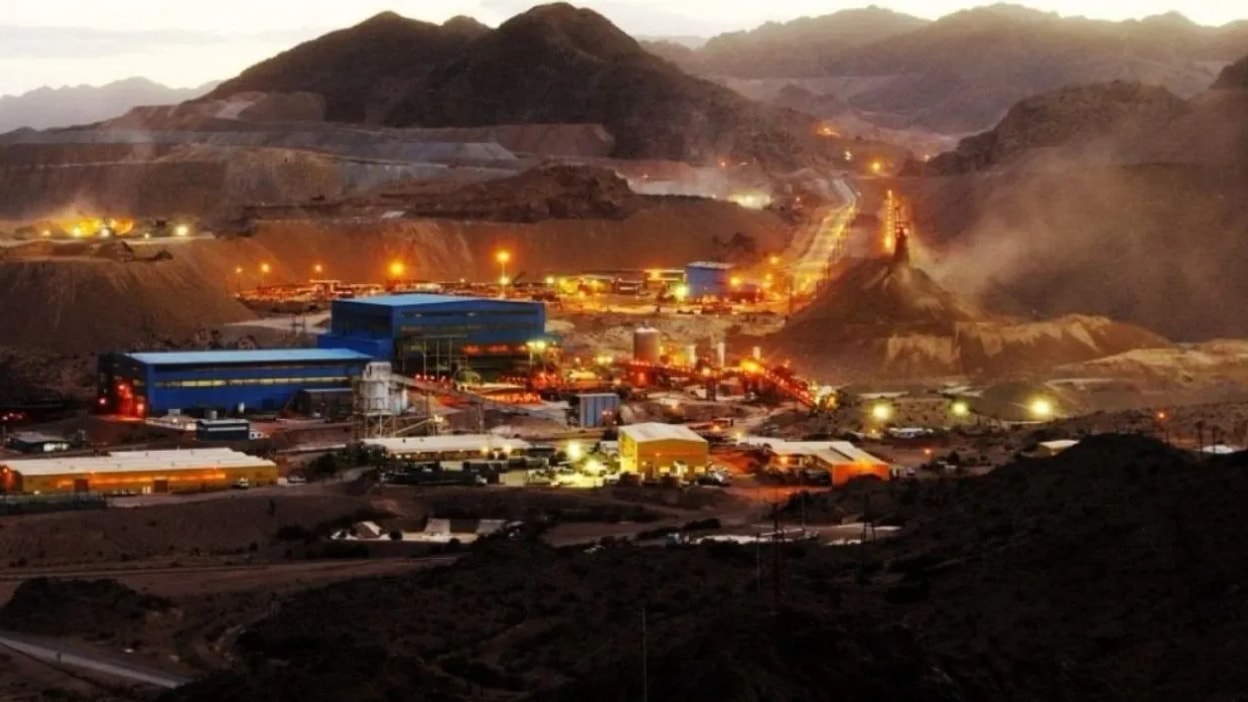 Glencore cobre 19%: producción alcanza 200 mil toneladas y alerta por alza en diésel y ácido