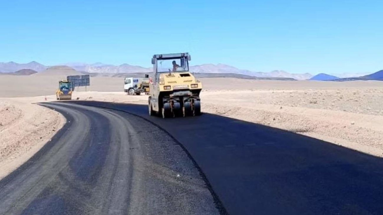 Gobernador Raúl Jalil impulsa desarrollo en Catamarca con asfaltado de Ruta 43, vital para turismo y minería del litio