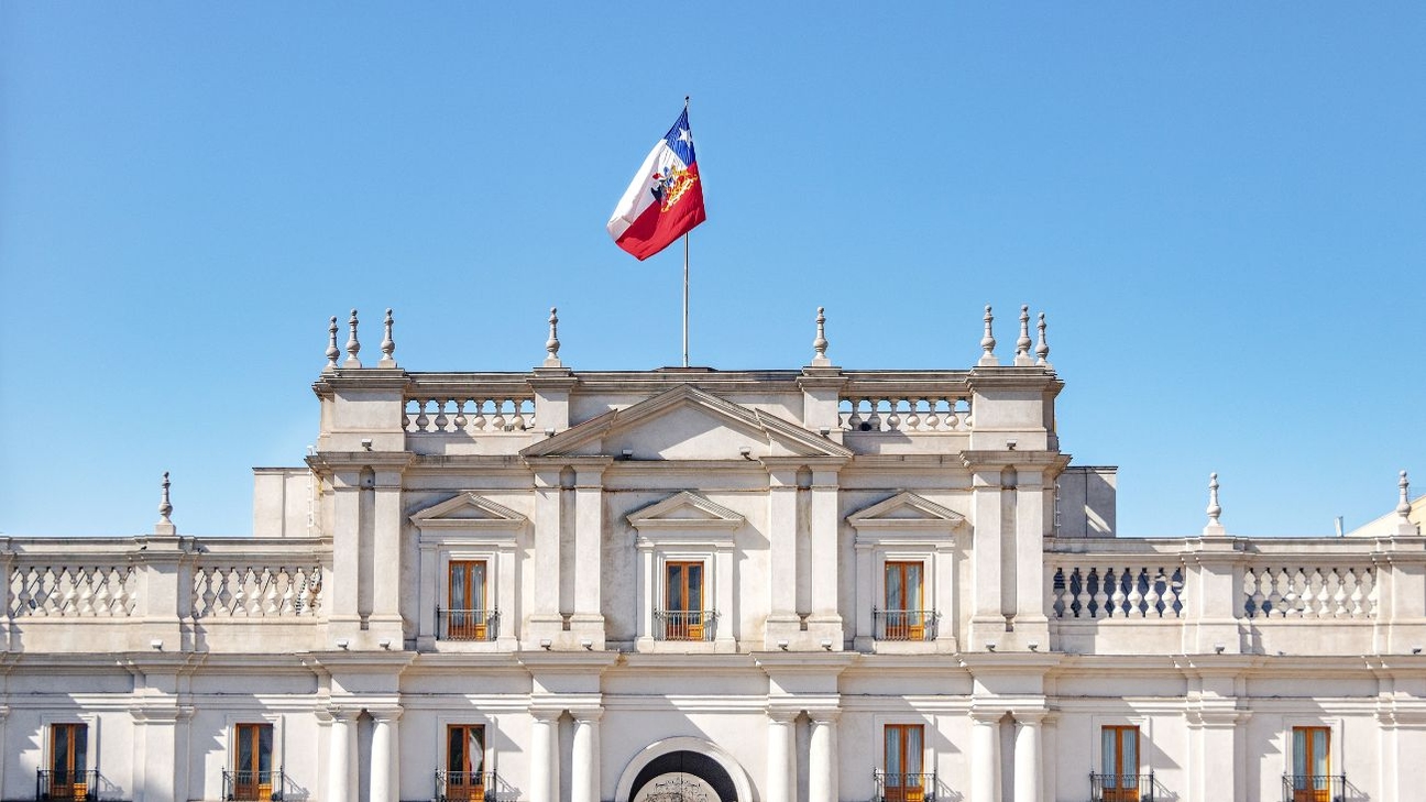 Gobierno de Chile ofrece diversos trabajos en Santiago: ¿Cómo postular?