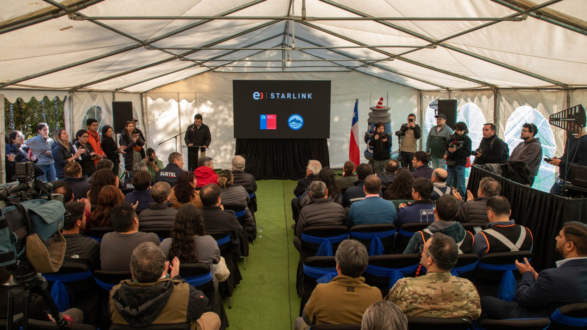 Gobierno entrega permiso para servicio Entel Starlink satelital