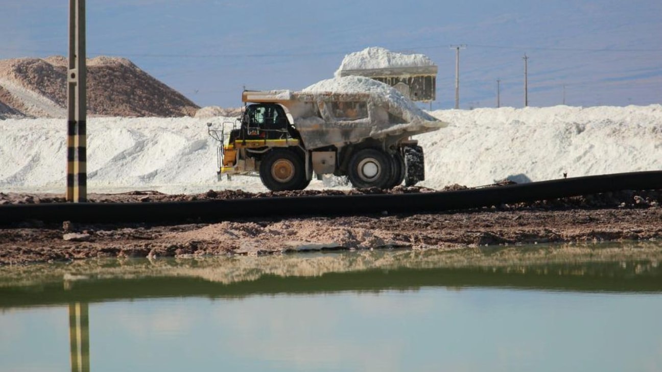Golpe a la Industrialización del Litio en Chile: BYD y Tsingshan Cancelan Inversiones de $523 Millones en Antofagasta