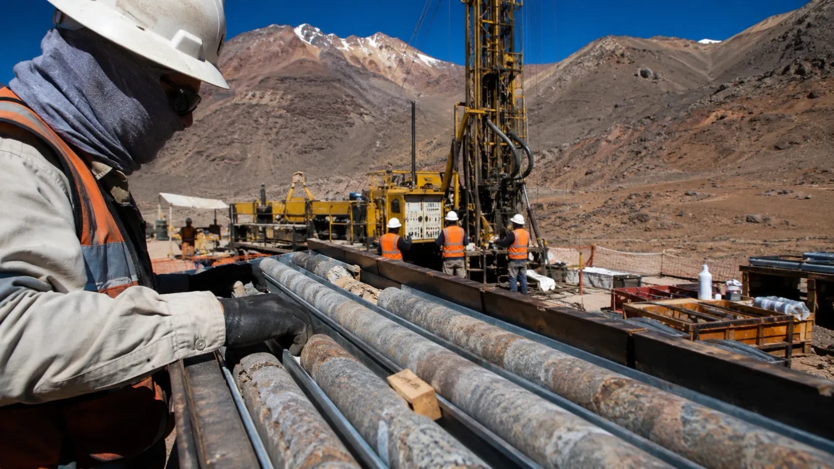 Irruptive Metals intercepta 795 metros con 0,66% CuEq y amplía potencial cuprífero de Pimentón en Chile