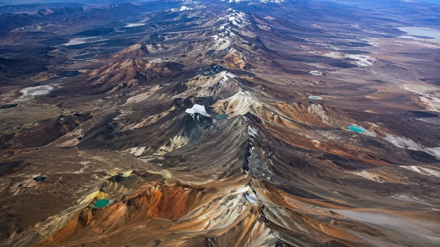 El enorme cinturón geológico que explica parte de la riqueza minera de Chile