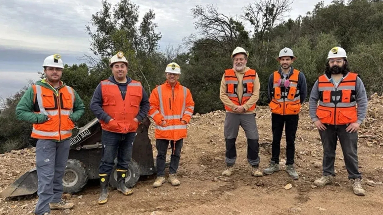 Universidad de Chile despliega asistencia técnica para pequeña minería en seis regiones