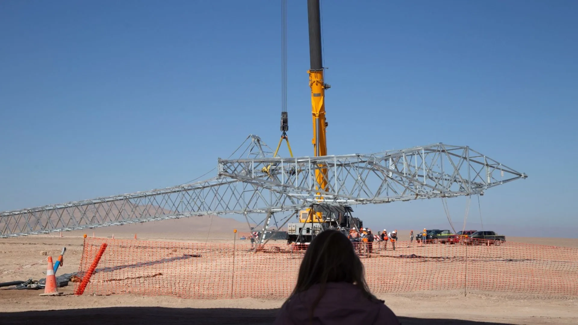 Disputa minera mantiene paralizadas 16 torres del proyecto Kimal–Lo Aguirre de casi US$1.500 millones