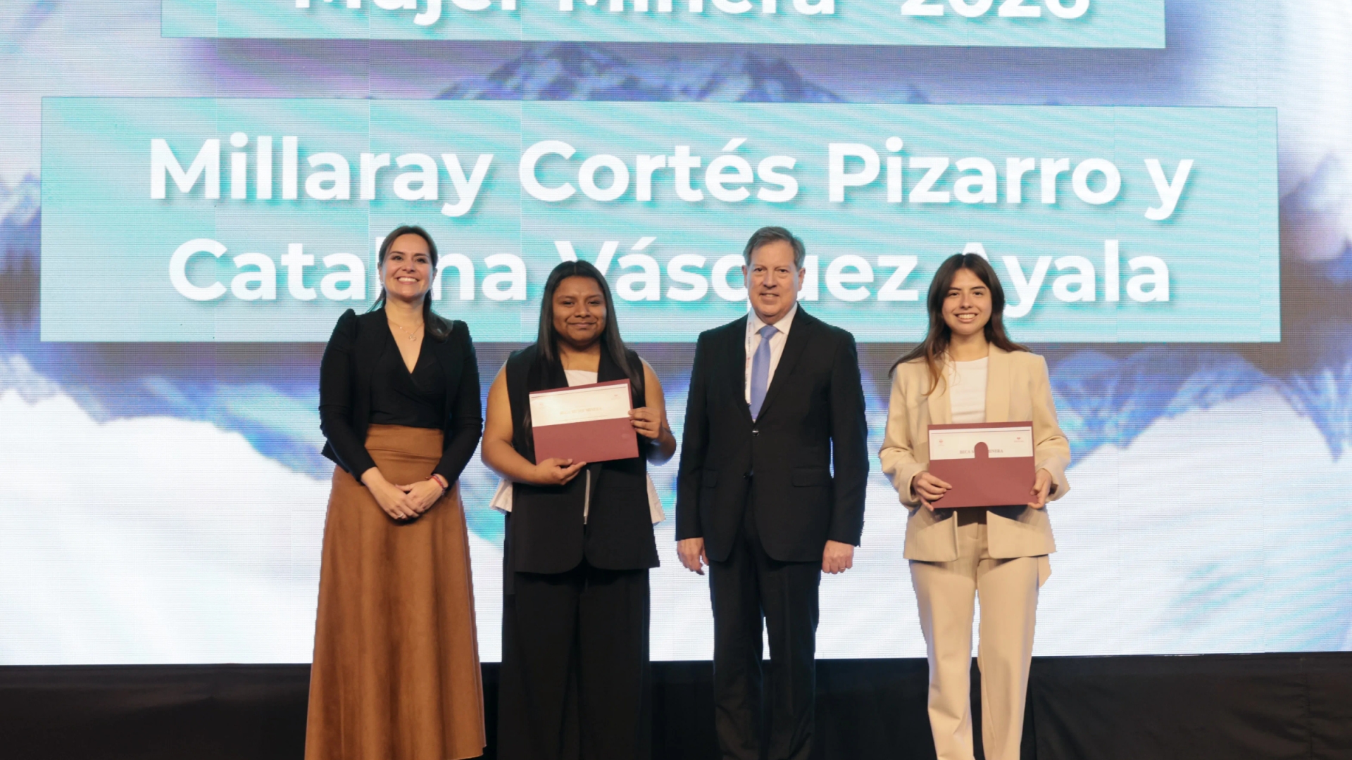 Beca “Mujer Minera” de SONAMI busca incorporar más mujeres en la minería