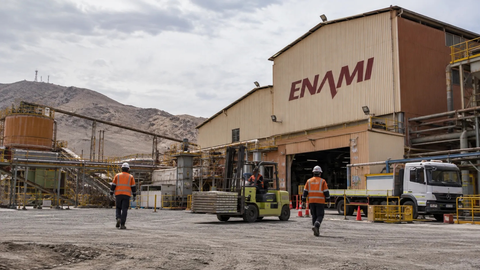 ENAMI abre licitación para mantenimiento de cinco plantas mineras: empresas pueden inscribirse hasta el 19 de octubre