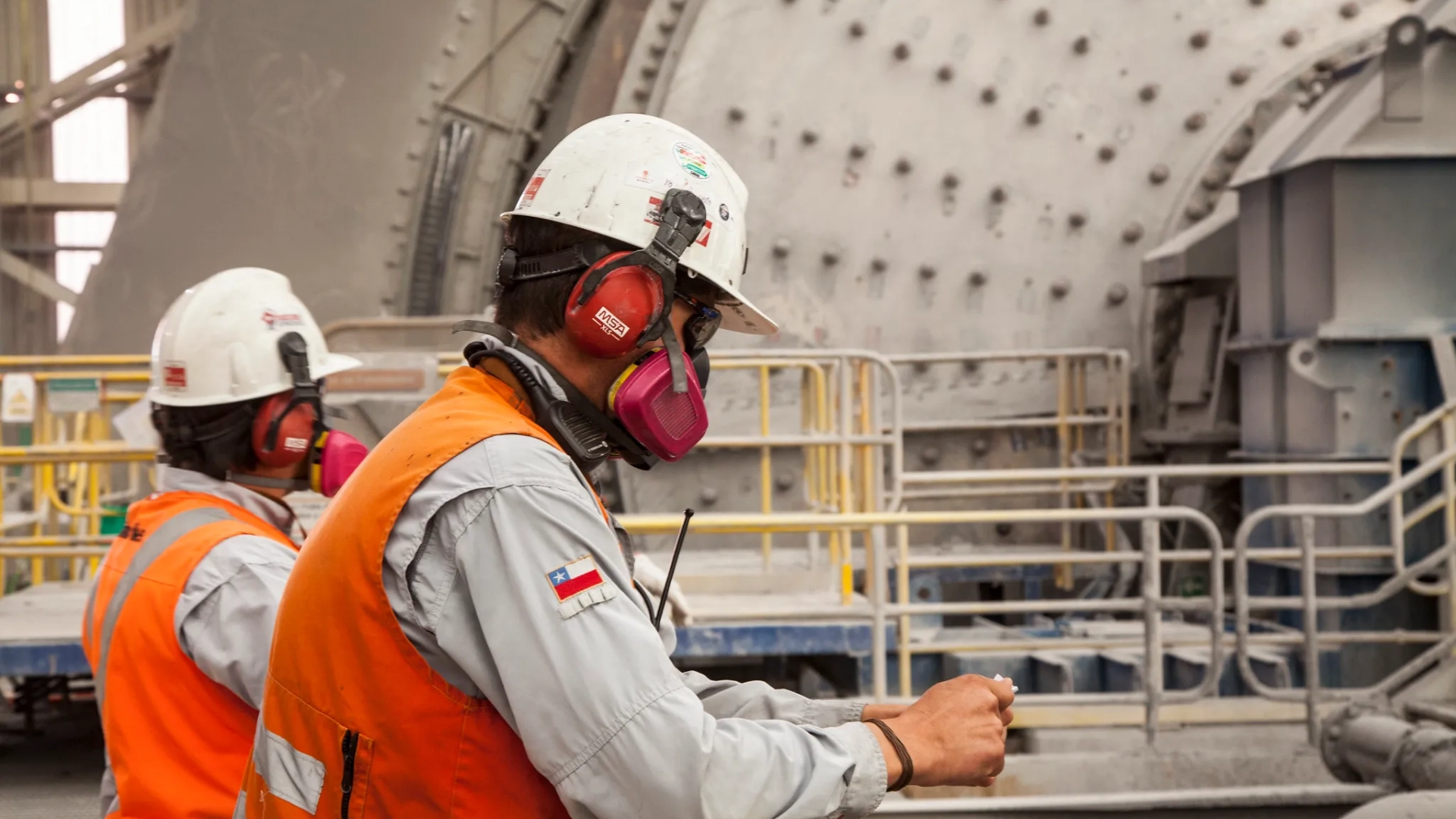 Caída de 7,7% en la producción de cobre aumenta presión sobre proveedores y contratistas mineros en Chile