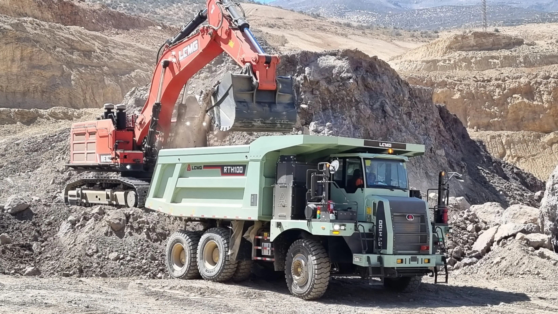 Camiones híbridos abren una nueva ecuación de costos para la minería