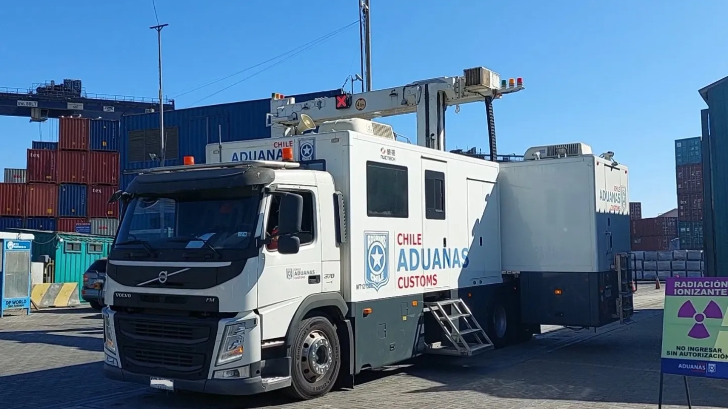 Seis camiones escáner entran en acción en Chile: las cargas que Aduanas puso bajo vigilancia