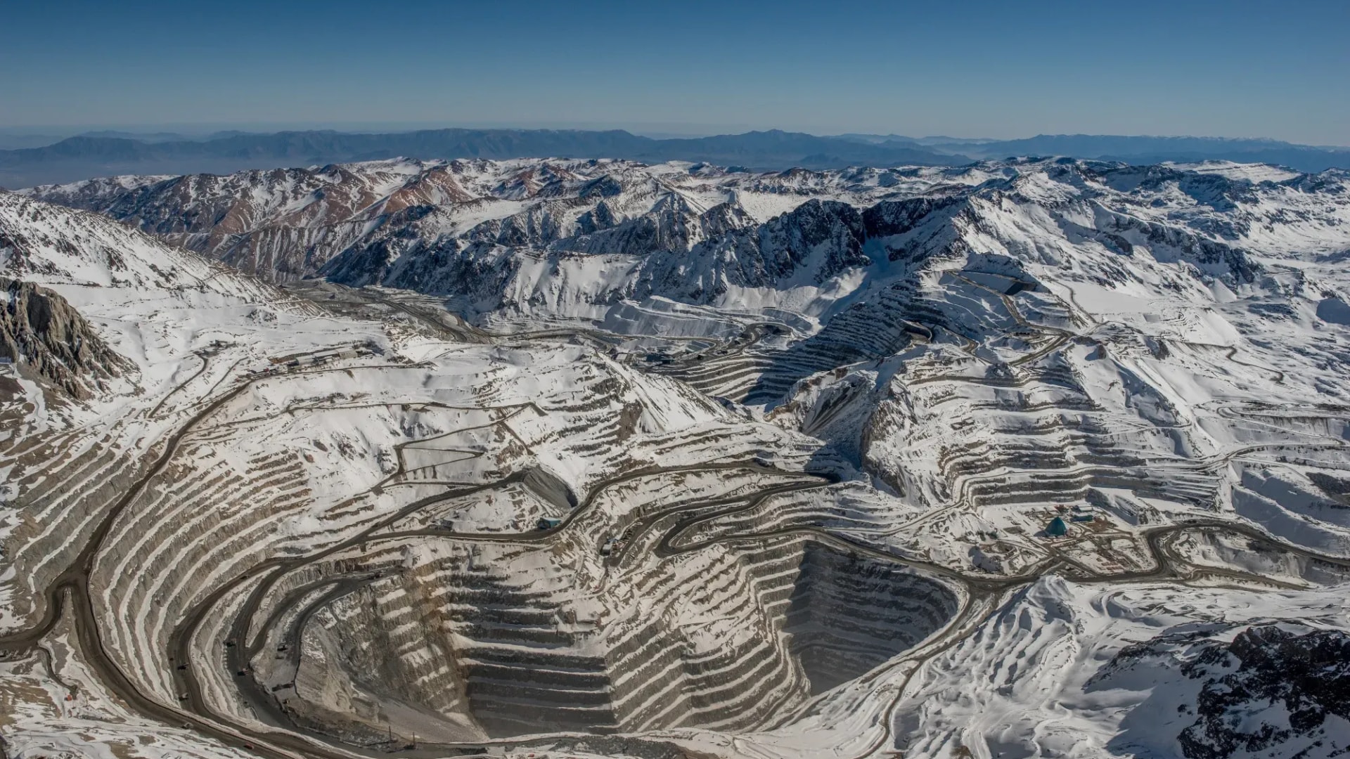 ¿Por qué Chile concentra tanto cobre en los Andes y no en cualquier cordillera?