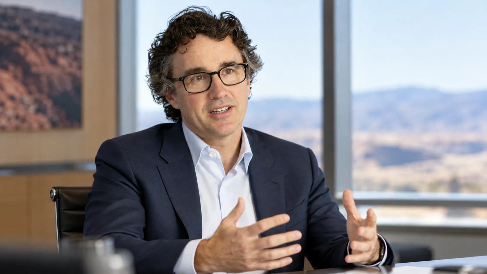 Rio Tinto propone aumentar 56% la remuneración de su CEO y elevar compensación máxima a US$24,4 millones