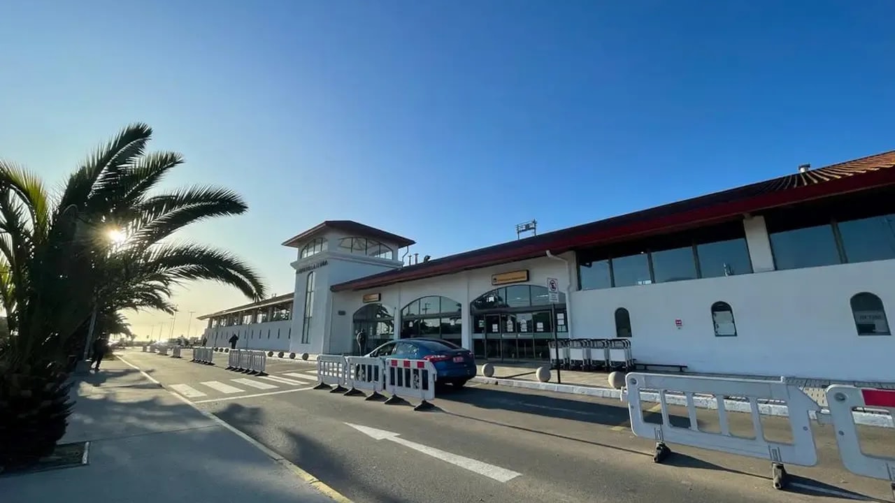 REDIMIN advierte: boom minero de San Juan obliga a acelerar modernización del aeropuerto de La Serena ante futura demanda de trabajadores chilenos