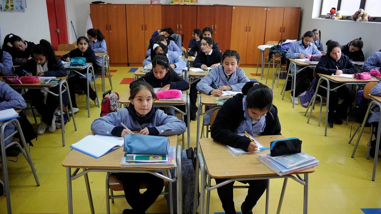 Inflación 2024 Impulsa Aumento en Bono Logro Escolar para Estudiantes Destacados