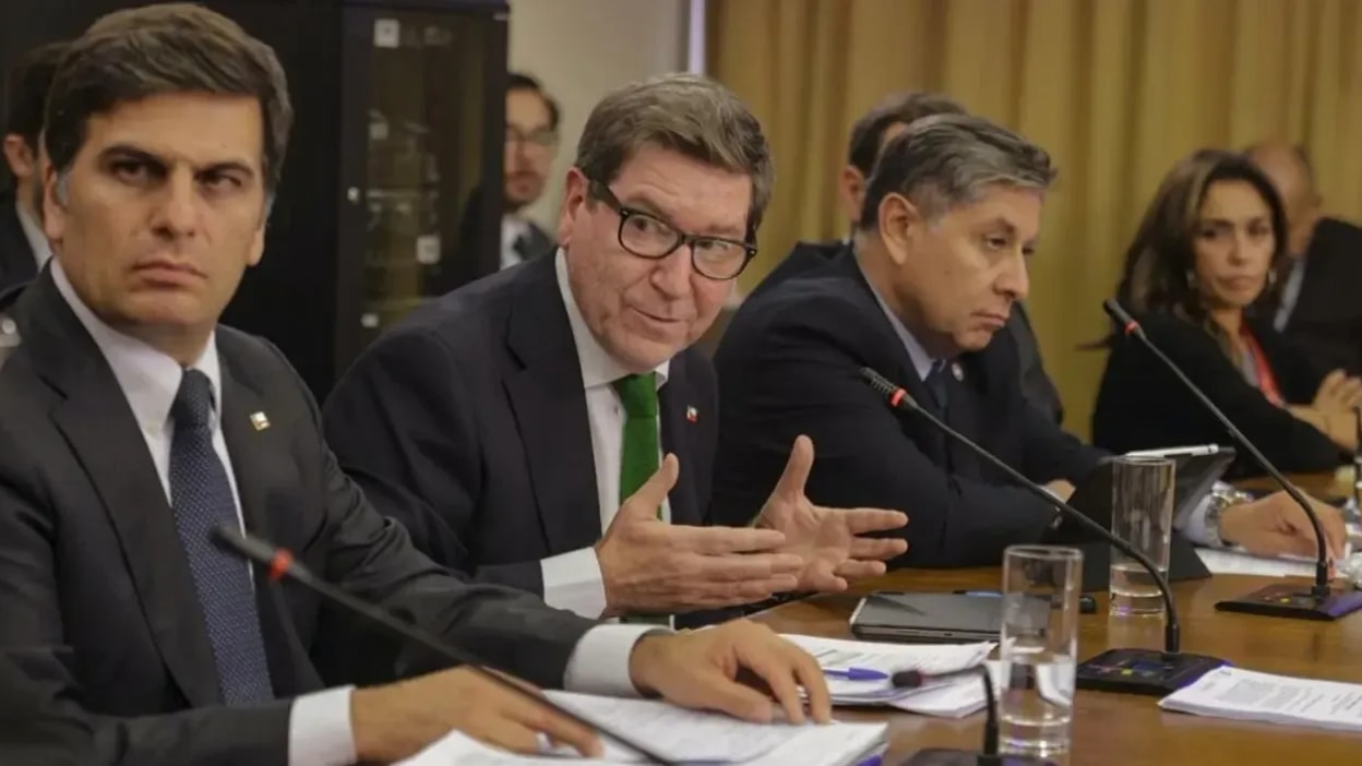 Intervención biministro Más sobre Codelco