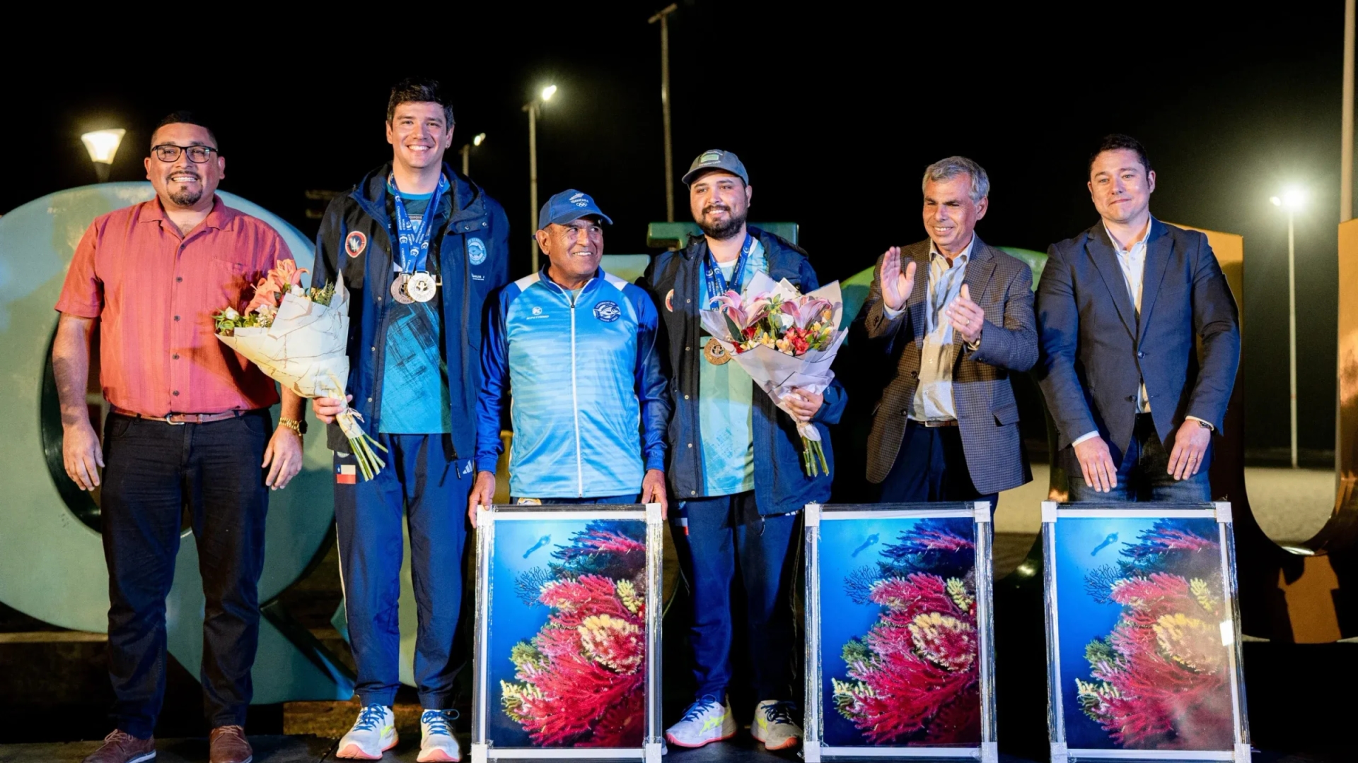 Iquique recibe a sus campeones mundiales de fotografía submarina