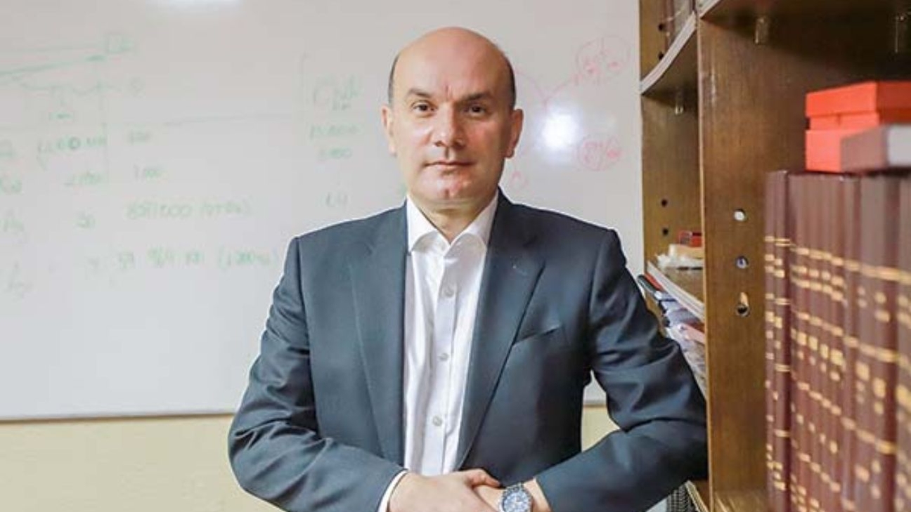 Jorge Cantallopts revela oportunidades de minería responsable en los Andes en el nuevo podcast «Futuro Minero
