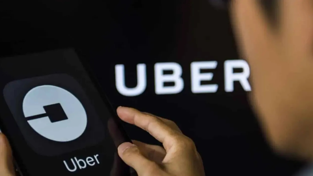 Ley Uber en Chile queda en pausa: el MTT posterga reglamento y deja su definición al próximo gobierno