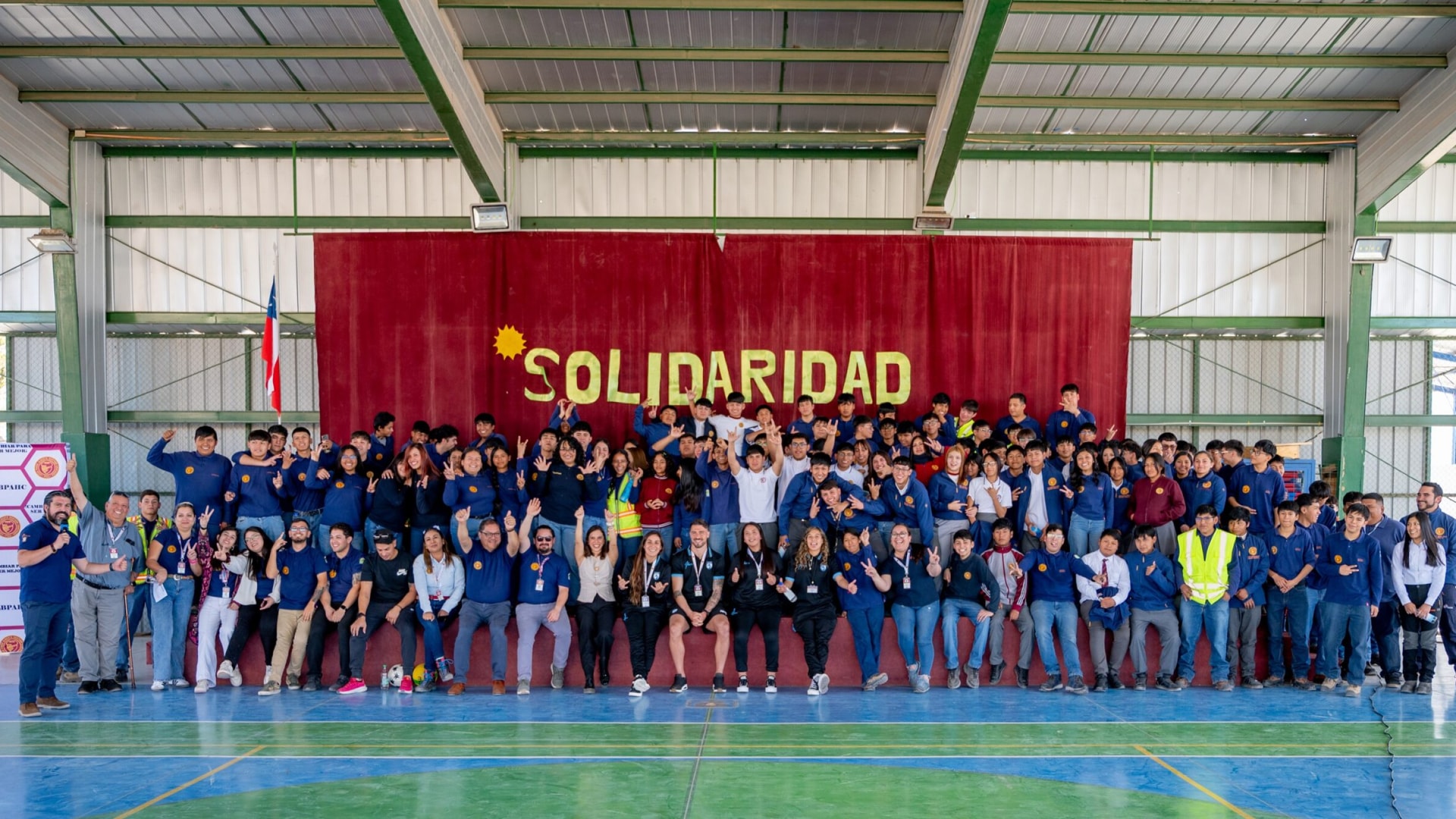 Liceo de Pica recibió la visita de Deportes Iquique para conmemorar la Semana de la Educación Técnico Profesional