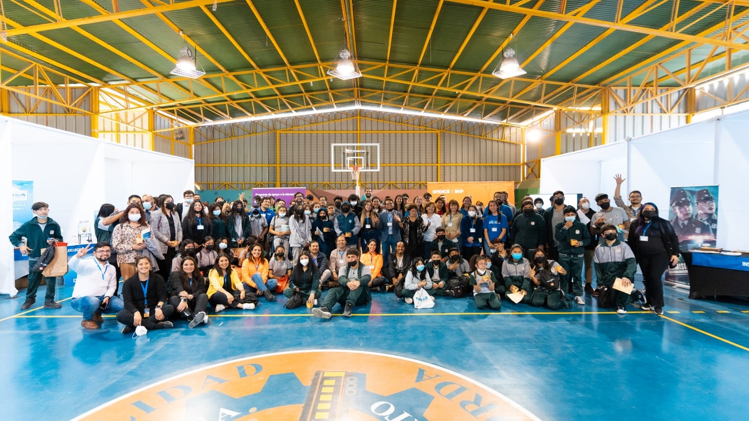 Más de 100 estudiantes participaron en la Feria Vocacional “Lidera tu futuro” impulsada por Spence
