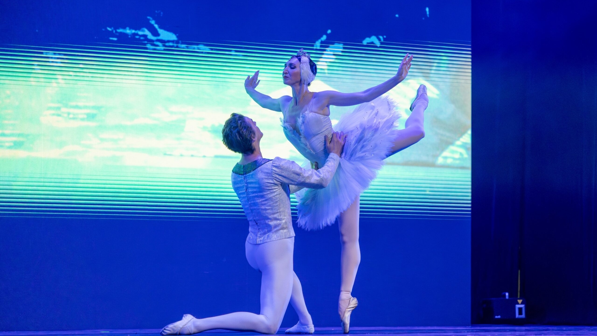 Más de 9 mil personas han disfrutado “El Lago de los Cisnes” del Ballet Ruso de San Petersburgo