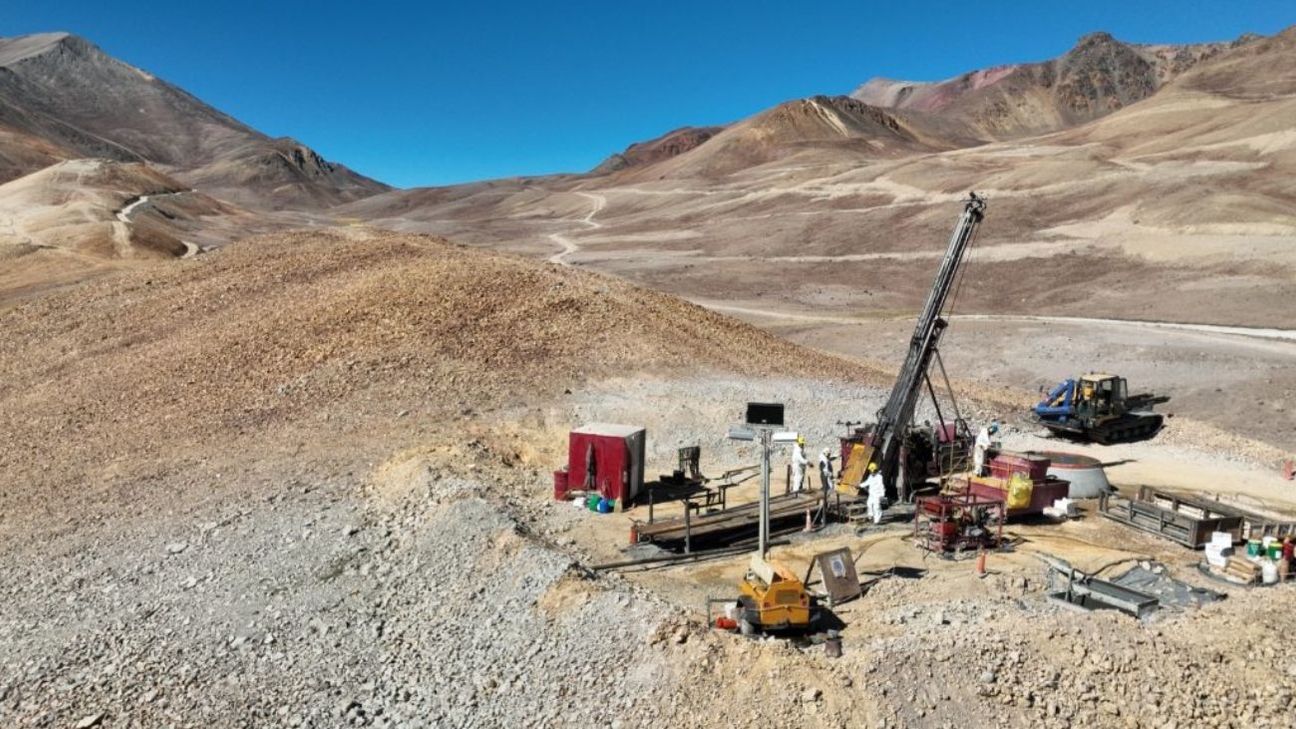 McEwen Mining acelera estudio de viabilidad para mina en Argentina