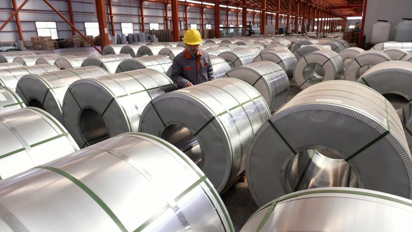 Mercados globales enfrentan incertidumbre: materiales básicos, geopolítica e inflación al alza