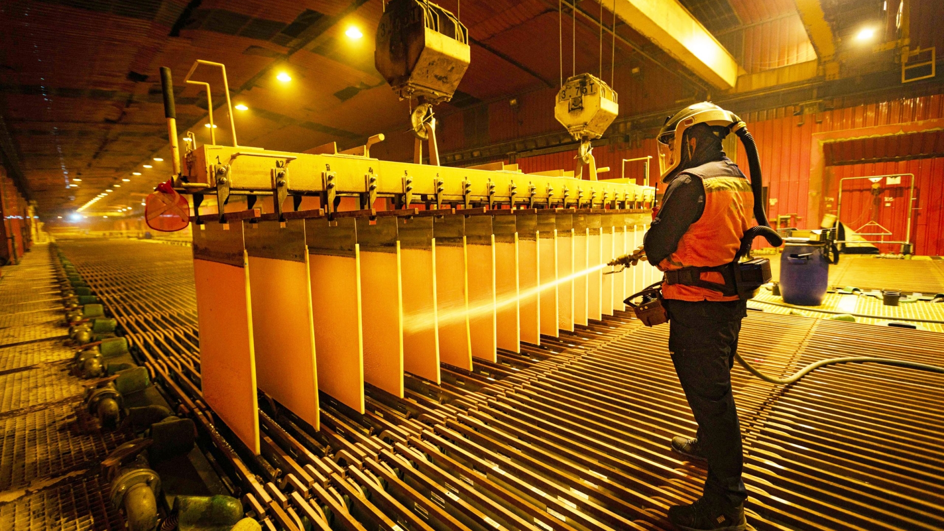 Minera Antucoya: Formación técnica para mujeres en la industria minera