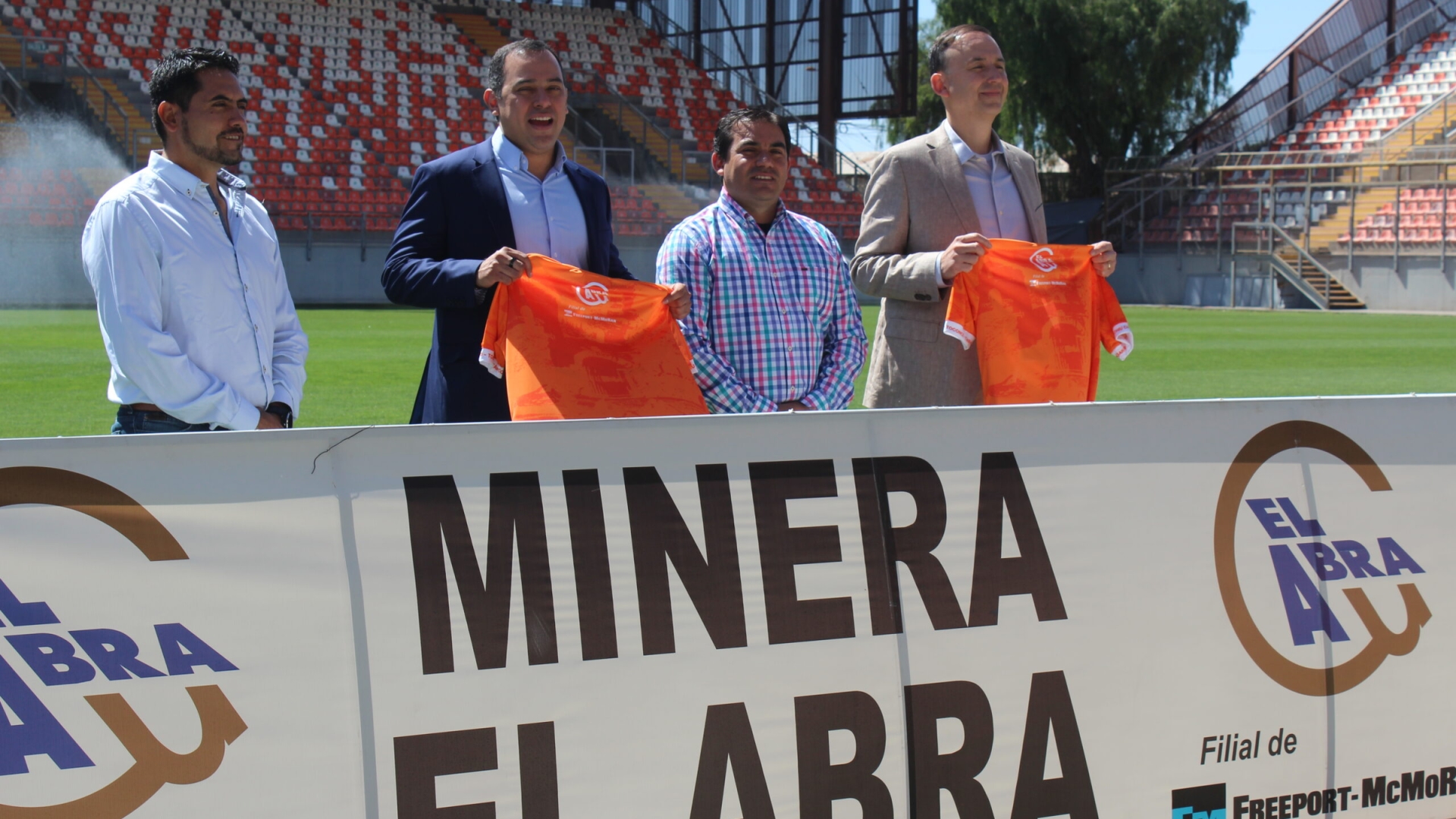 Minera El Abra renovó convenio con Club de Deportes Cobreloa