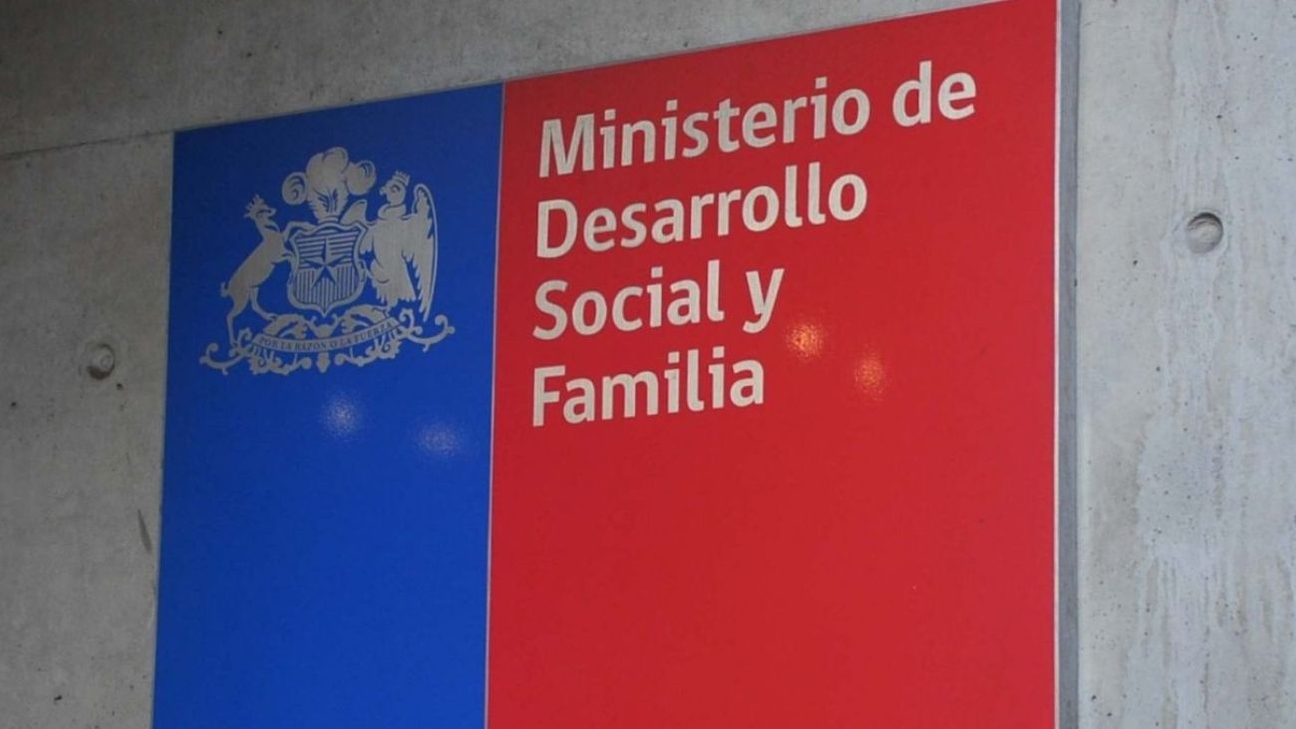 Ministerio de Desarrollo Social Ofrece Empleos con Salarios de hasta $4,920,748: Postula Ahora en la Región Metropolitana y Más