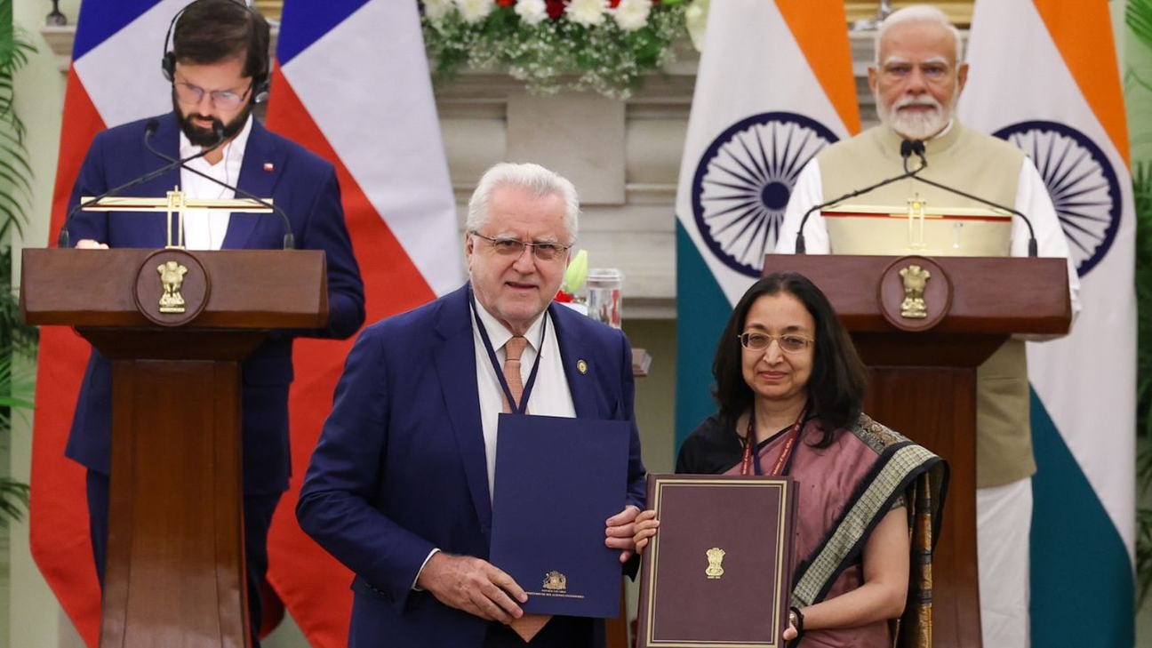Ministra Aurora Williams fortalece lazos con India para impulsar minería y tecnología en Chile