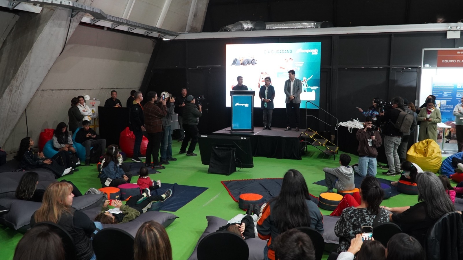 Ministra de Minería Aurora Williams: “Expomin 2025 culmina con cifras históricas de convocatoria”