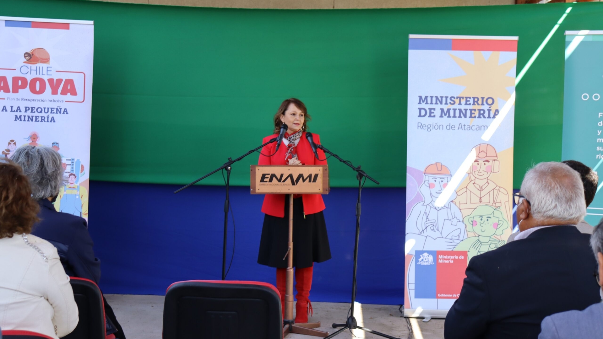 Ministra Hernando anuncia inicio a postulación de crédito blando para la pequeña minería por más de $1.000 millones