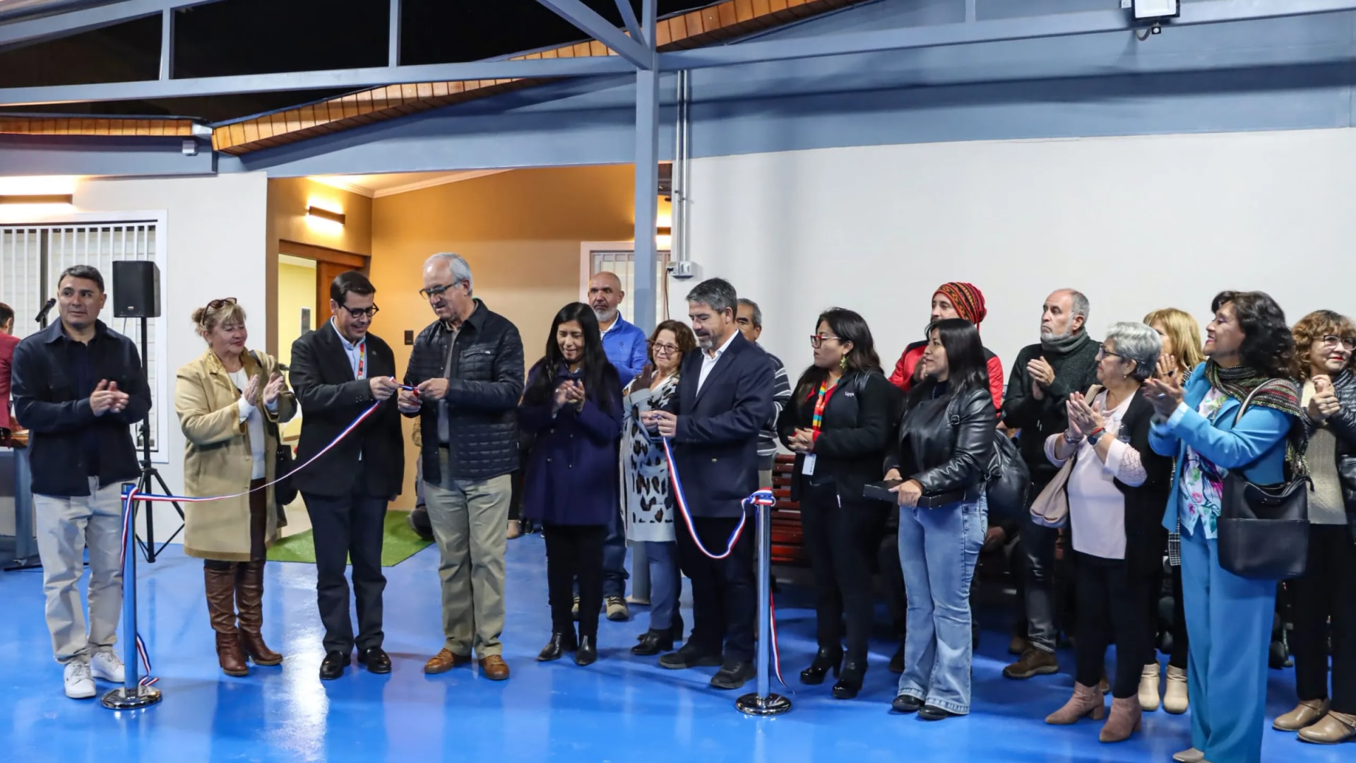 Ministro Hales y organizaciones vecinales de Calama inauguraron nuevos espacios públicos para la comunidad