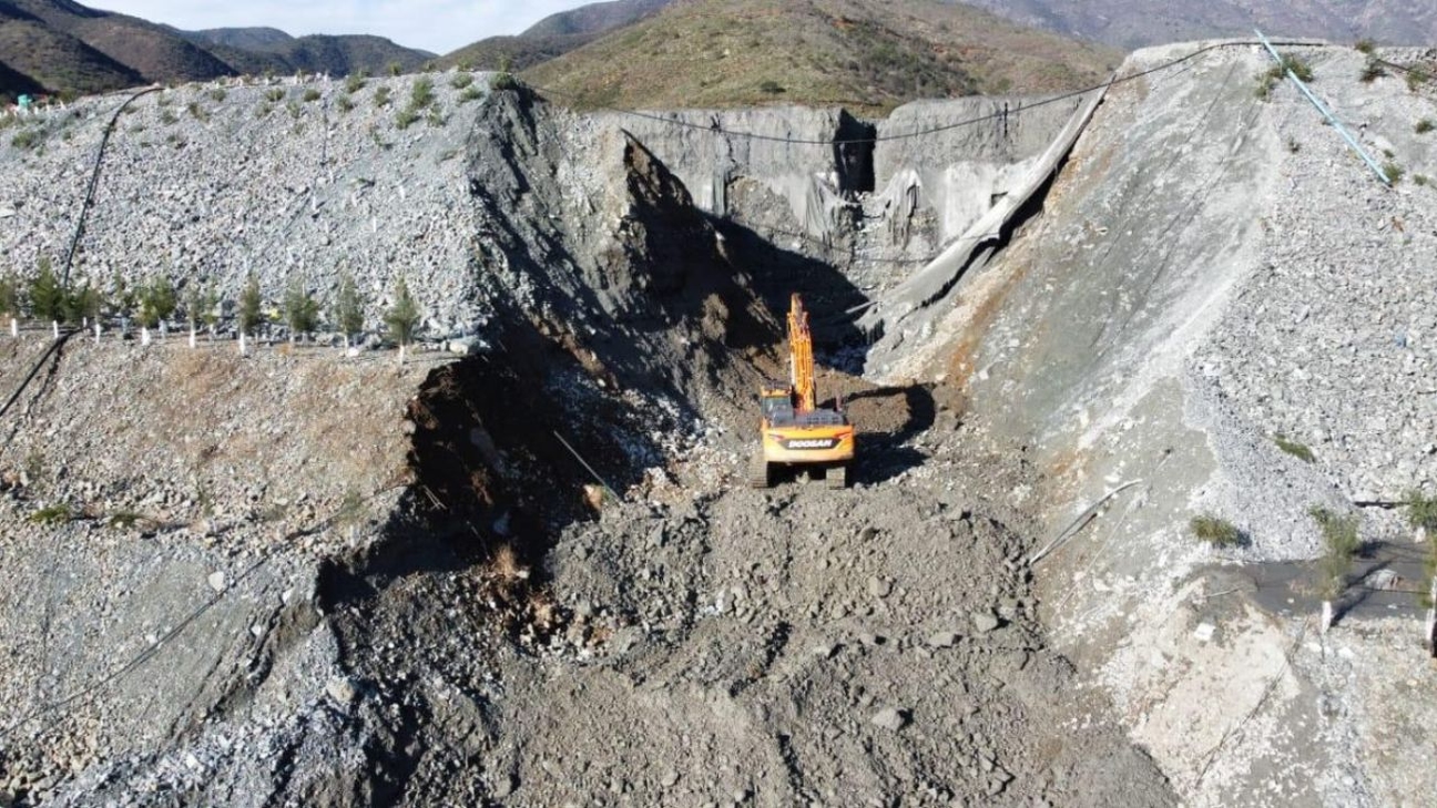 Multa de $51 millones a Minera Las Cenizas tras colapso de relaves en Valparaíso: Fiscalización intensiva asegura protección hídrica