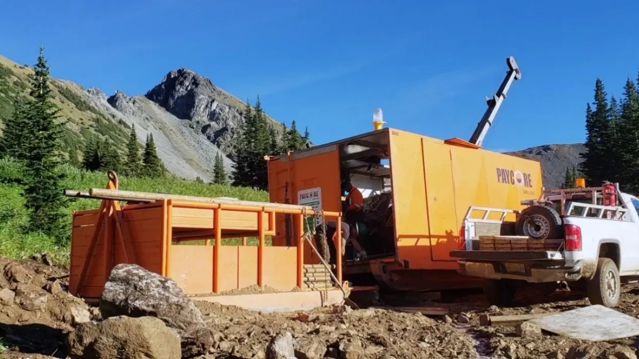 NorthWest Copper Corp. reporta intersección de 25,9 metros con una pendiente de 0,91 % de cu, 1,29 g/t de UA (2,09 % CuEq) desde 154 metros