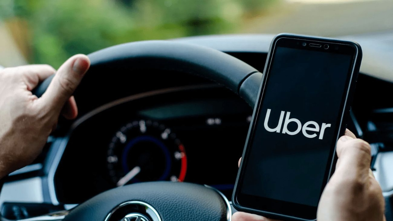 Nueva Ley en Chile Exige Licencia A2 a Conductores de Uber y Otras Apps: Entérate de los Requisitos y Cambios