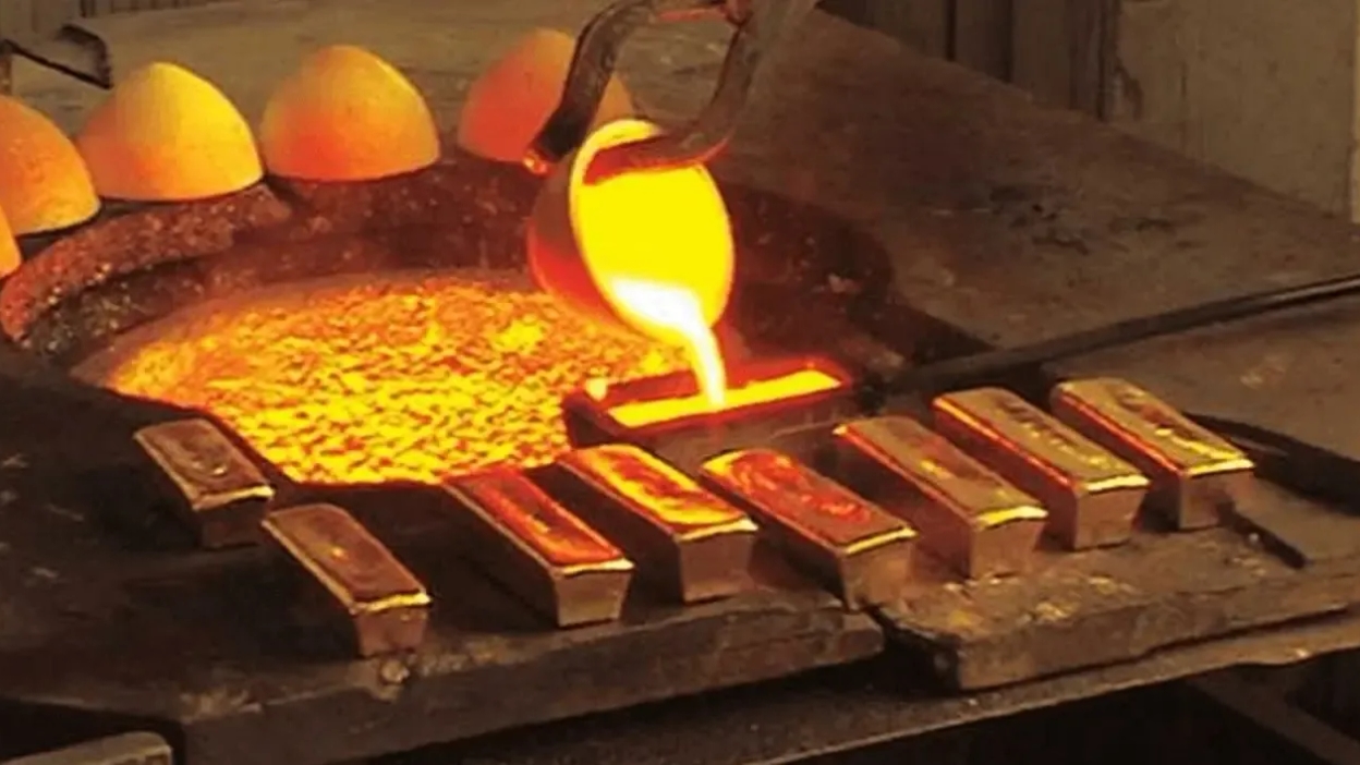 Oro impulsa cifras históricas y Chile alcanza su mayor producción de la última década a octubre