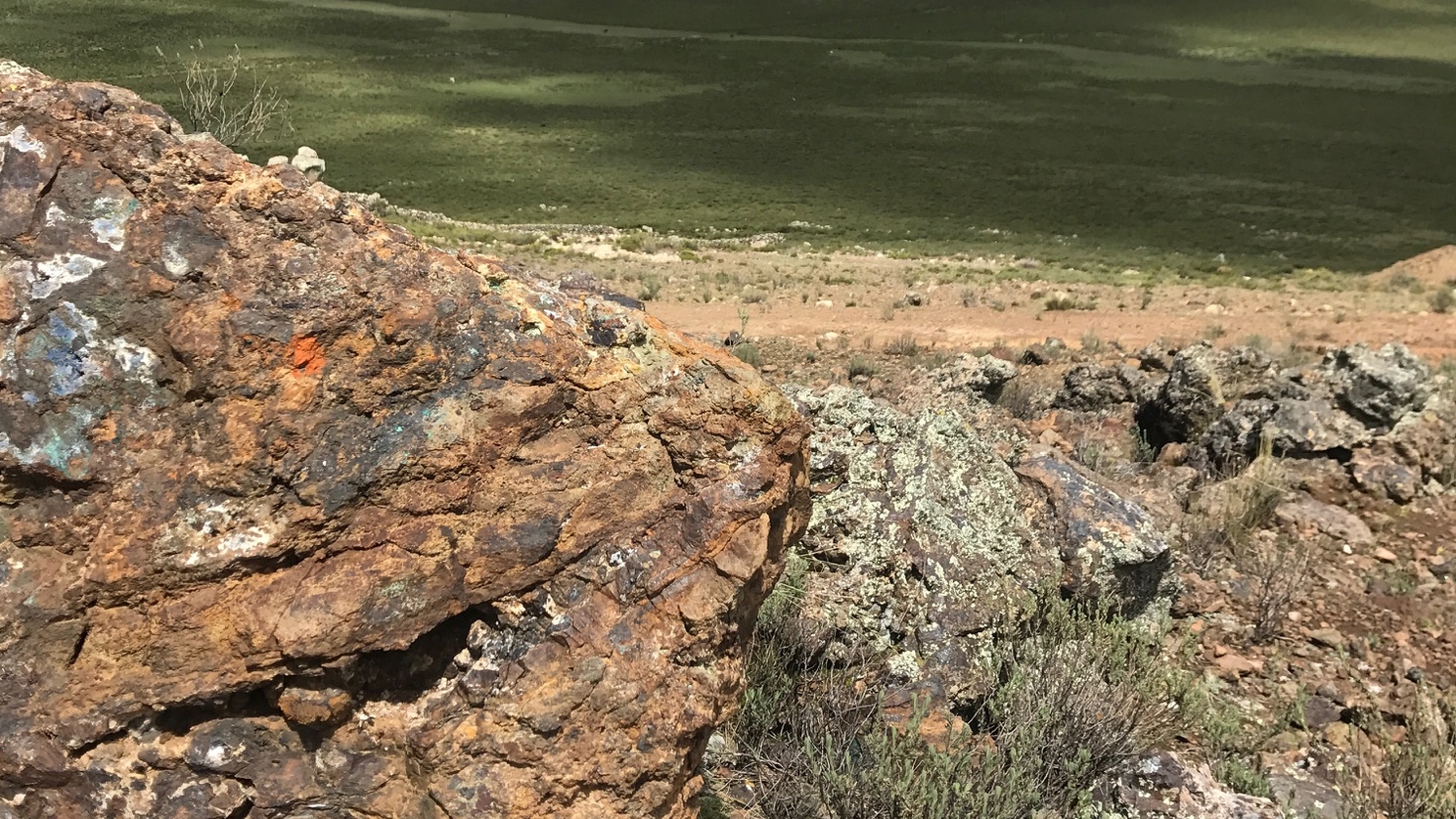 (Perú) Auryn confirma la edad de mineralización de intrusos en el distrito de Sombrero equivalente a depósitos importantes en el cinturón de Andahuaylas-Yauri