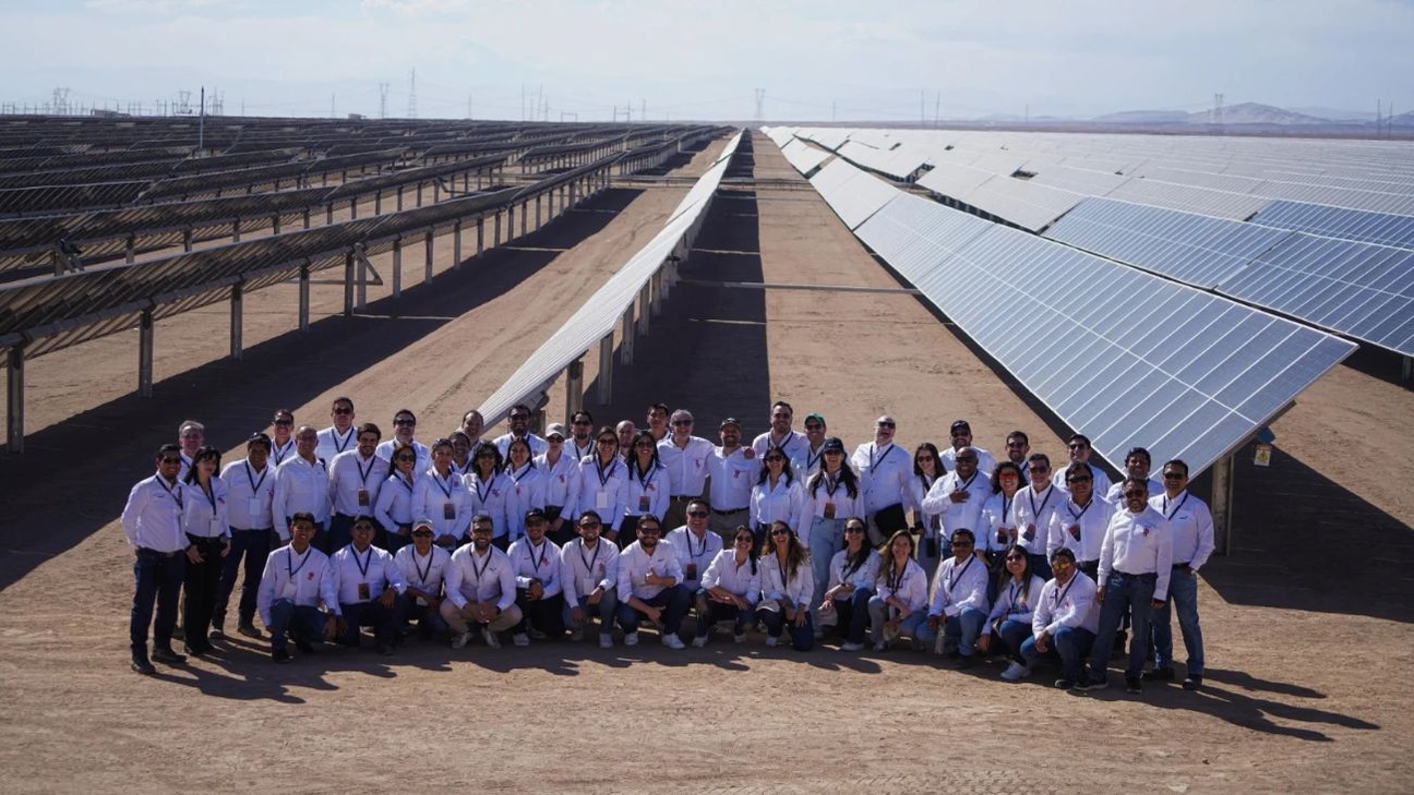 Perú Inaugura la Planta Solar San Martín de $176 Millones: La Mayor Inversión en Energía Renovable Aumenta la Capacidad a 300 MW