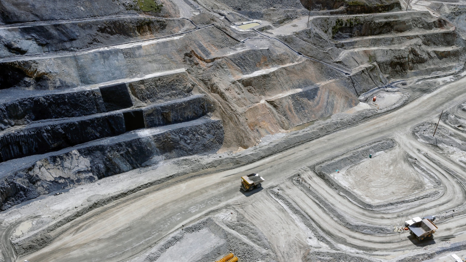 Perú sigue produciendo cobre y zinc a pesar del caos político