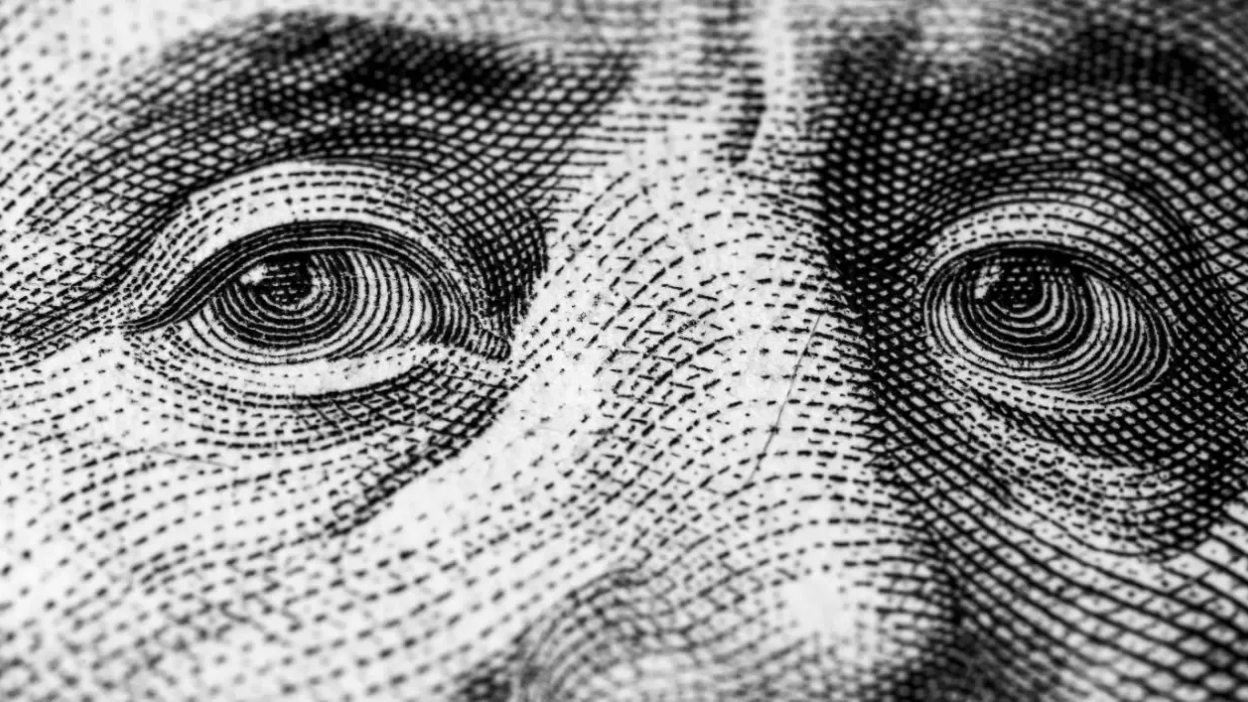 Precio del dólar en Chile: hoy en $887 y el patrón que viene marcando desde octubre