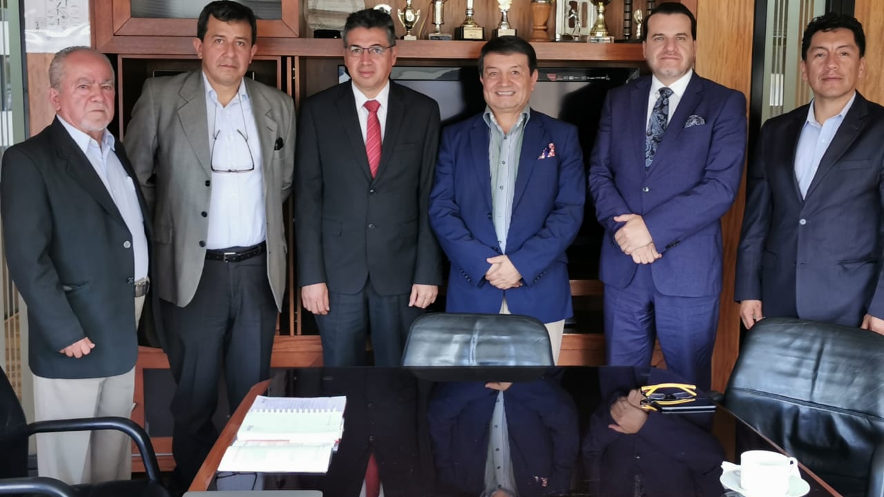 Presidente de la Cámara Minera de Chile se reunió con nuevo Viceministro de Minas de Ecuador