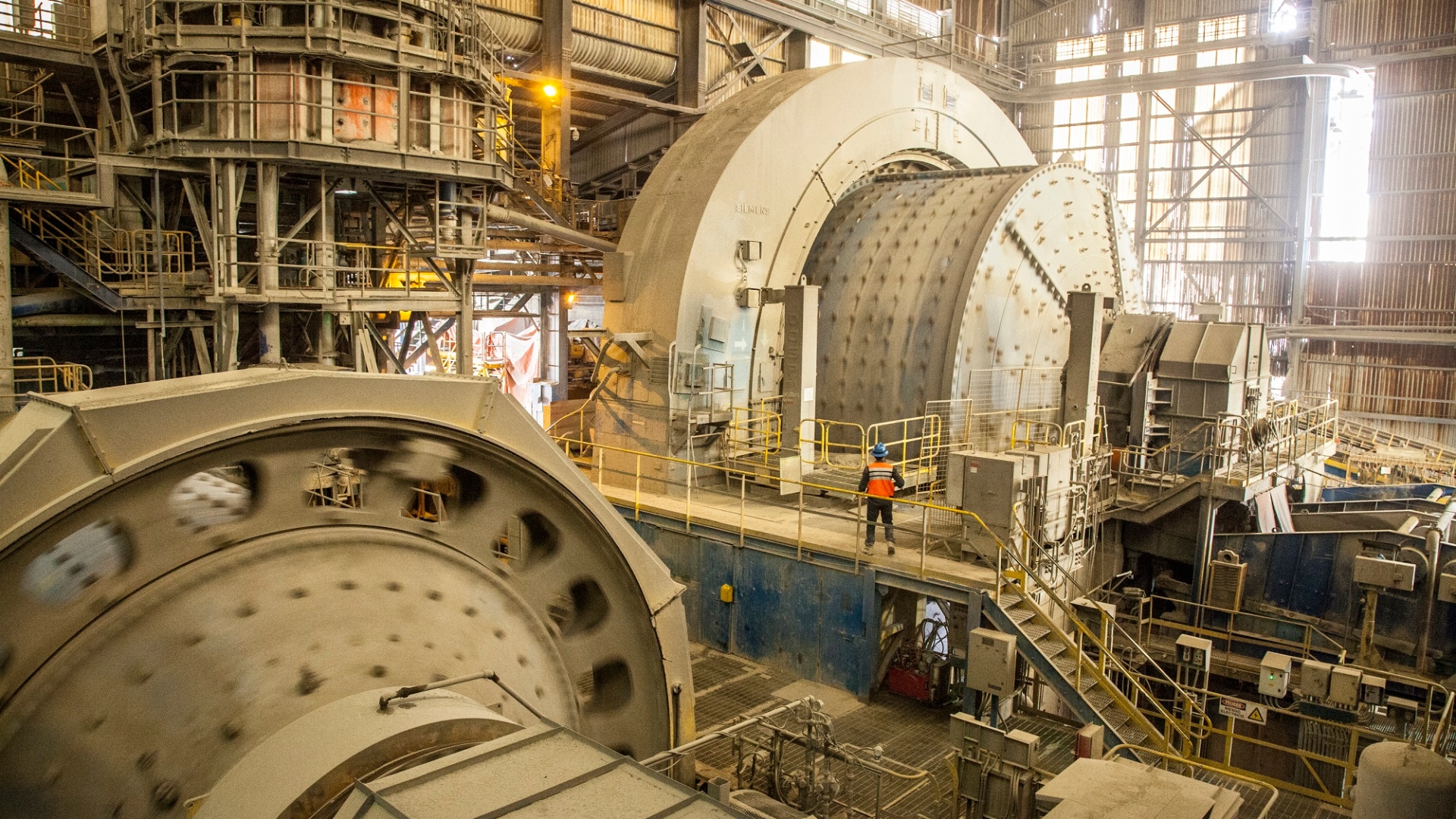 Codelco explica casi un tercio de la menor producción de cobre y reabre alerta sobre la minería chilena