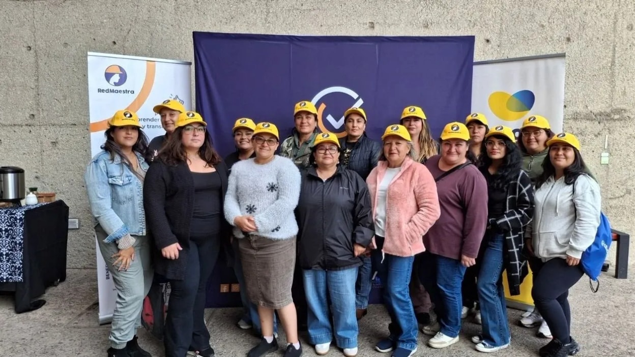 Programa «Gasfiteras» llega a Antofagasta para potenciar el emprendimiento femenino y la descentralización